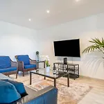 Appartement Luxueux Dans Un Site Exceptionnelle *